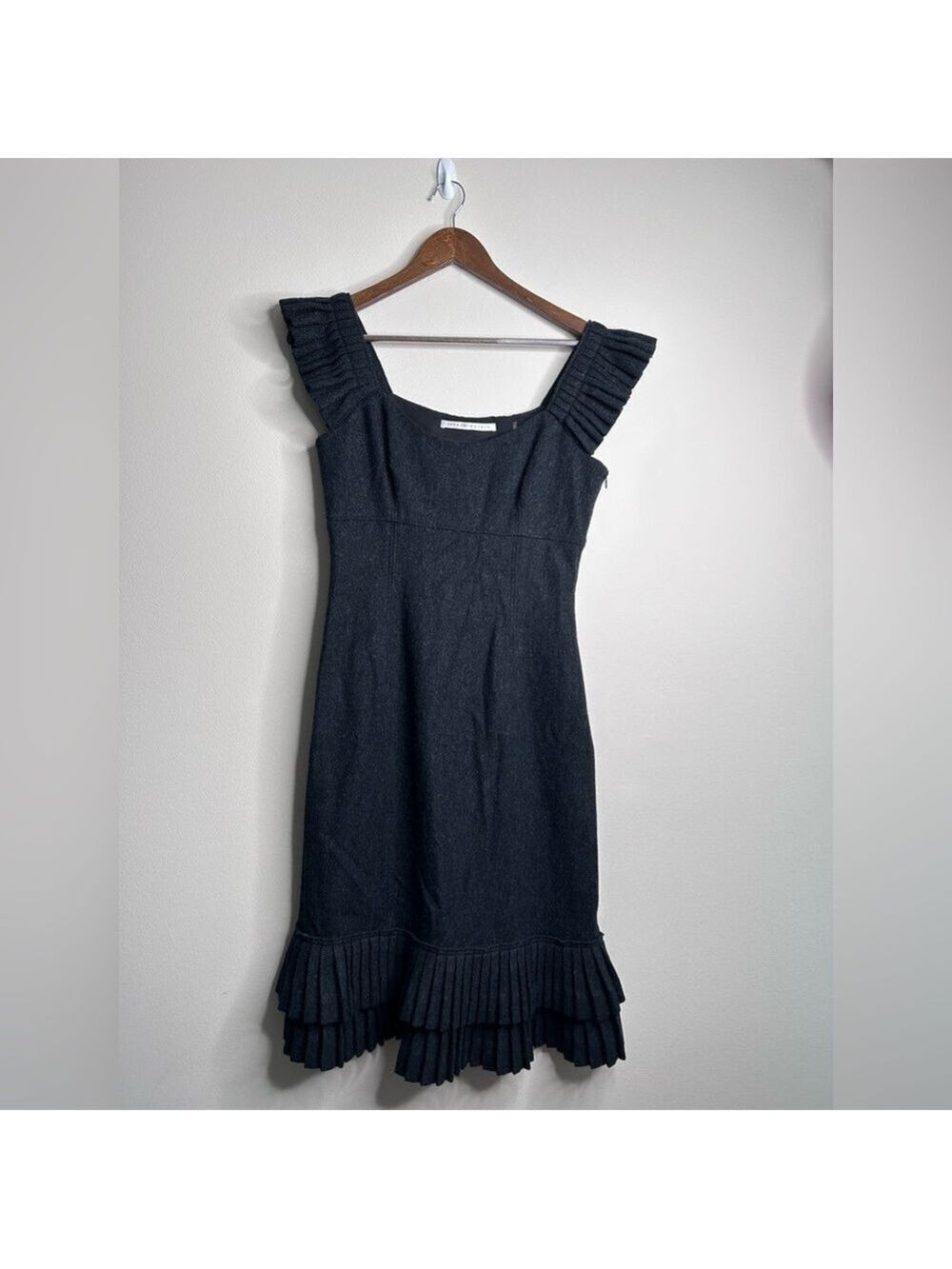 Susana Monaco Black Wool Shift Dress Size 8